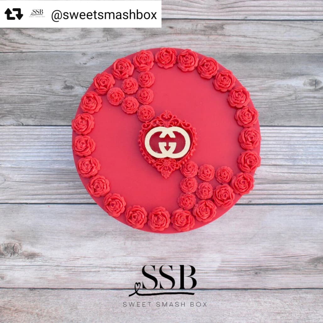 Gucci Red Cake