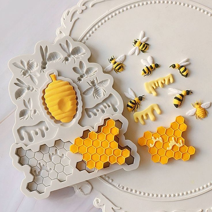 Honeycomb &amp; Bee - Silicone Mold