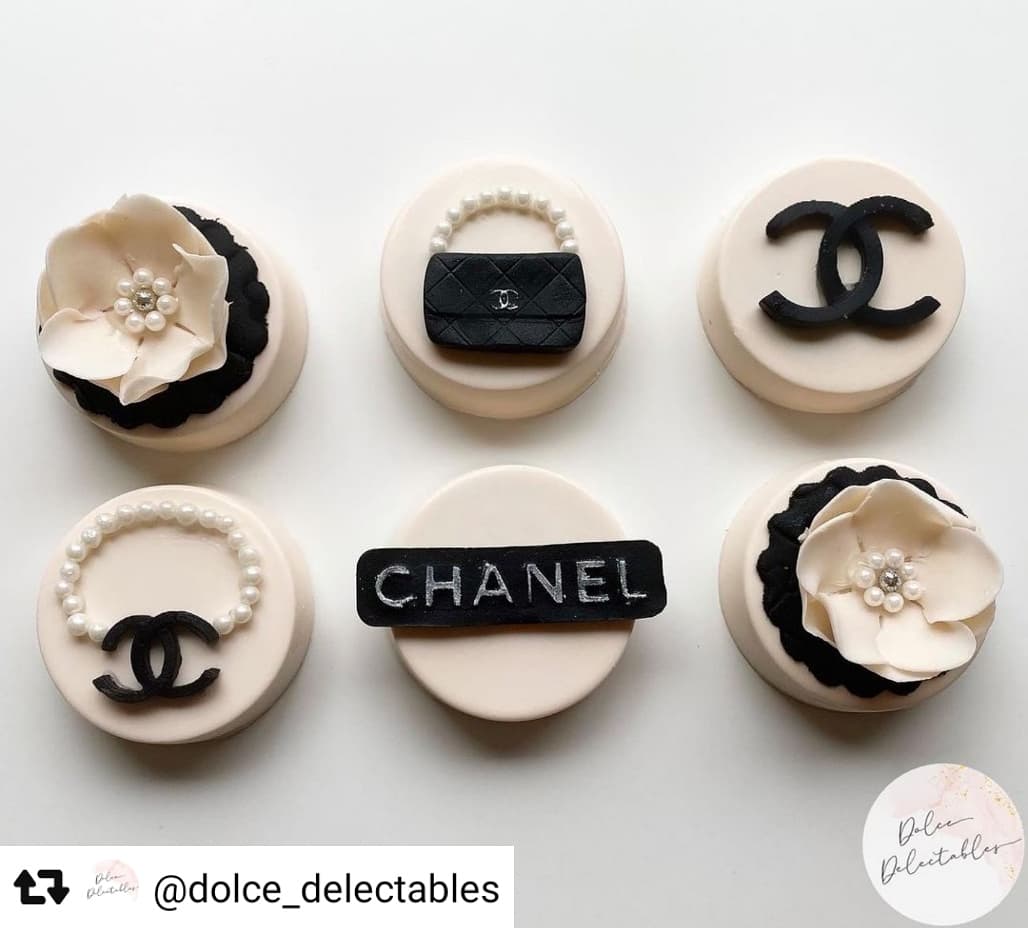 Fashion #1 - Silicone Mold  Chanel cupcakes, Chanel cake, Silicone molds
