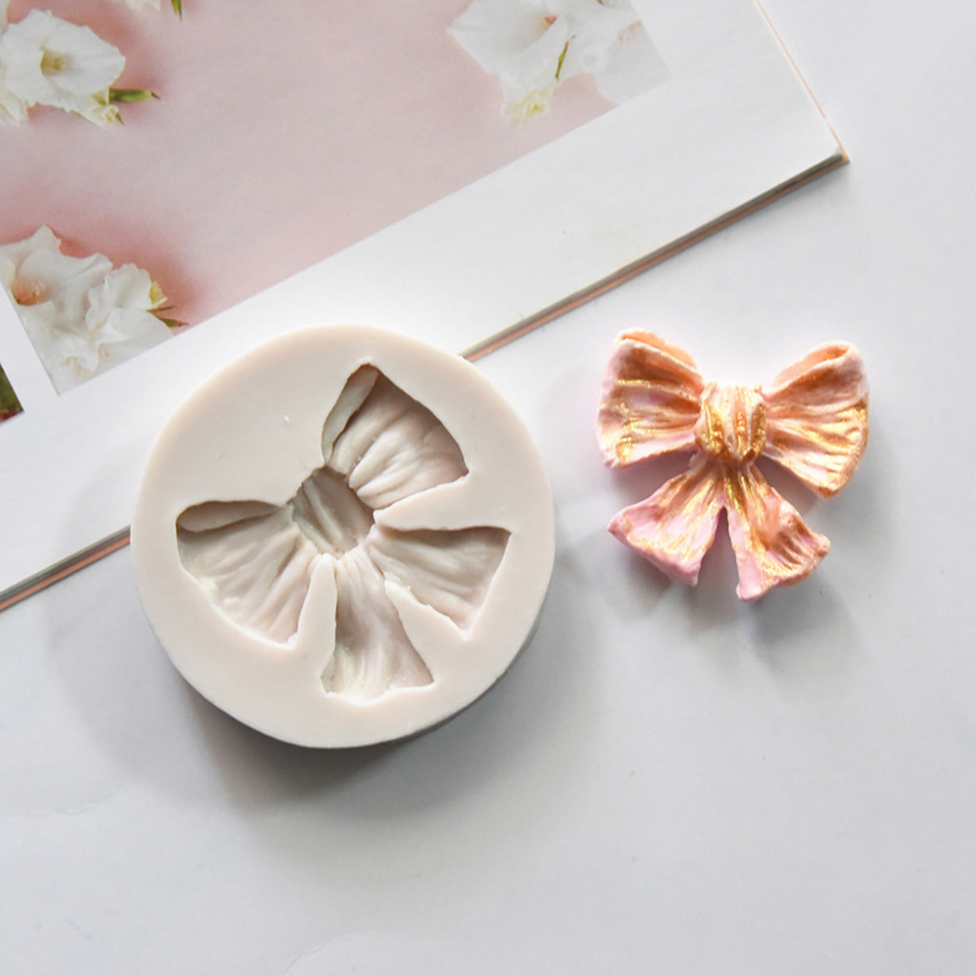 Puffy Ribbon Bow - Silicone Mold
