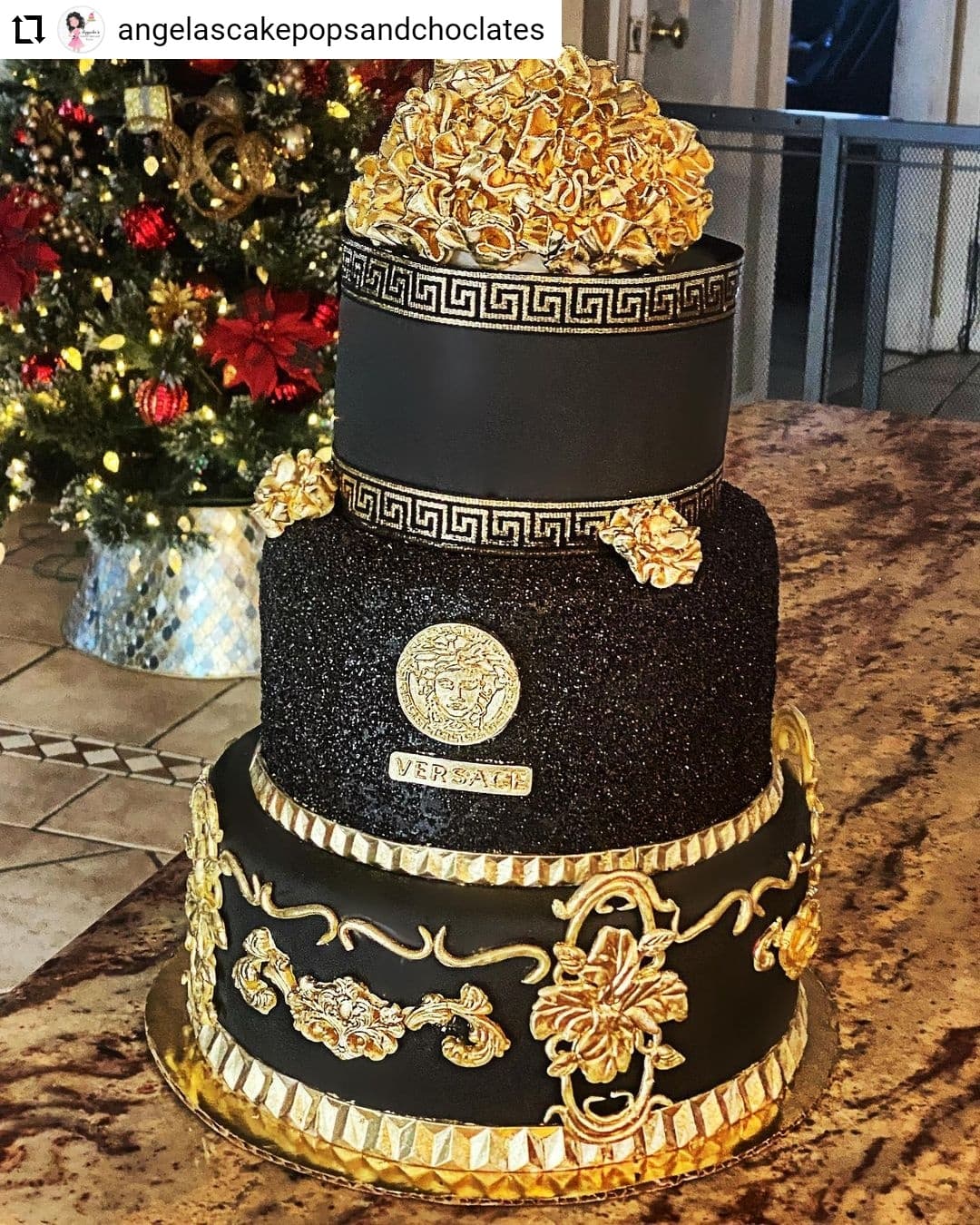 How to make a simple versace fondant cake - YouTube