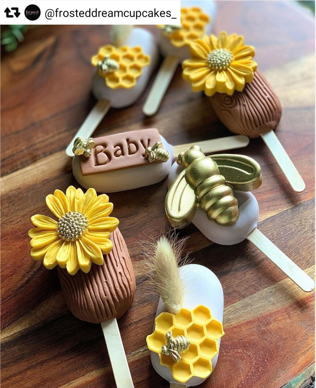 Mini Honeycomb Cakesicles